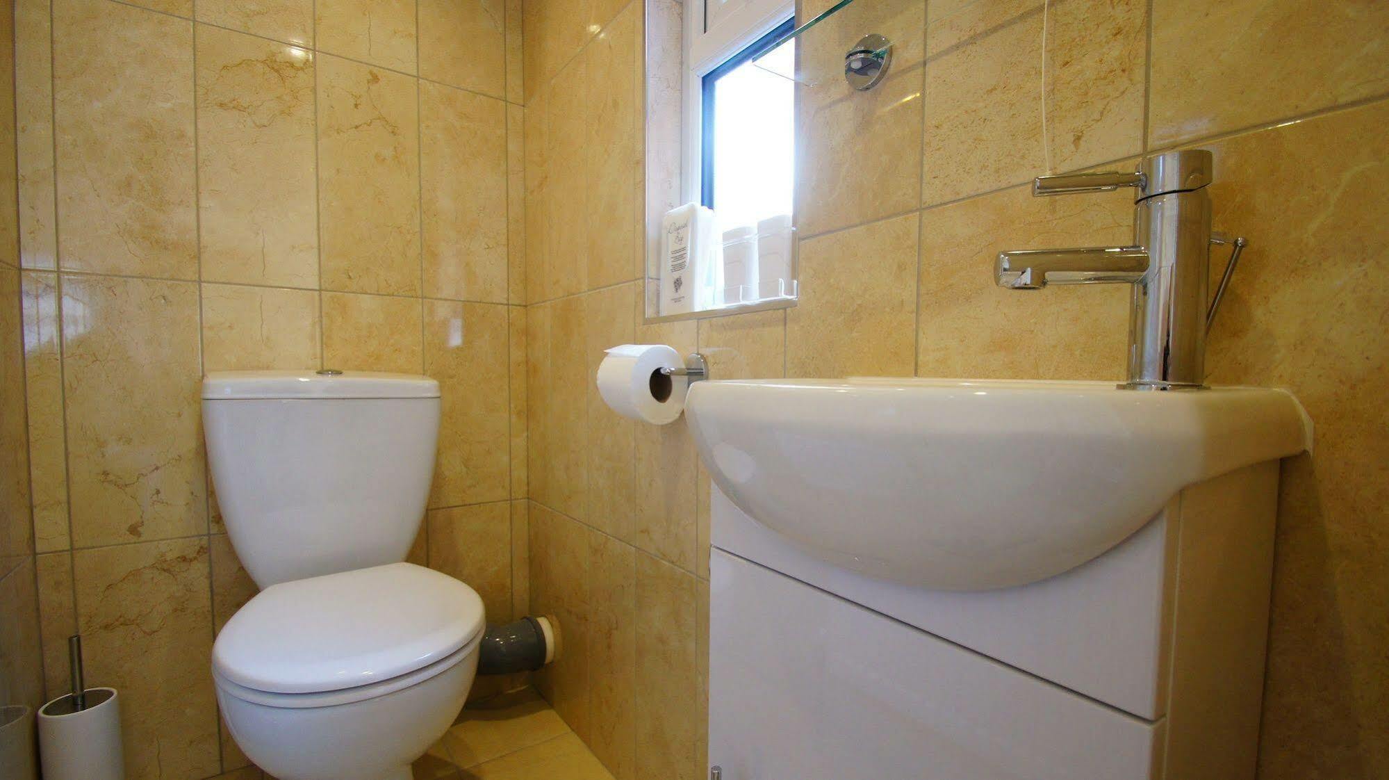 The Richmond Bed And Breakfast - Adults Only Shanklin Ngoại thất bức ảnh